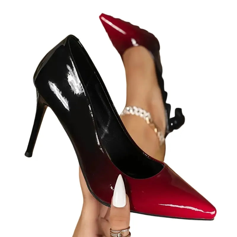 Escarpins Bicolores Vernis – Élégance et Audace
