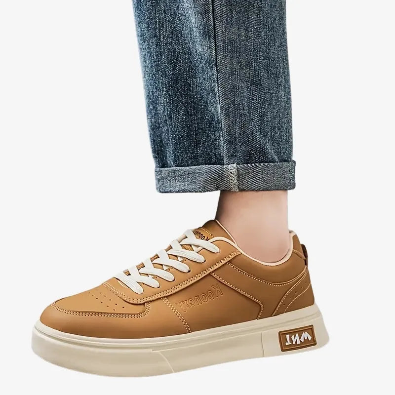 Baskets Urbaines en Similicuir au Style Moderne