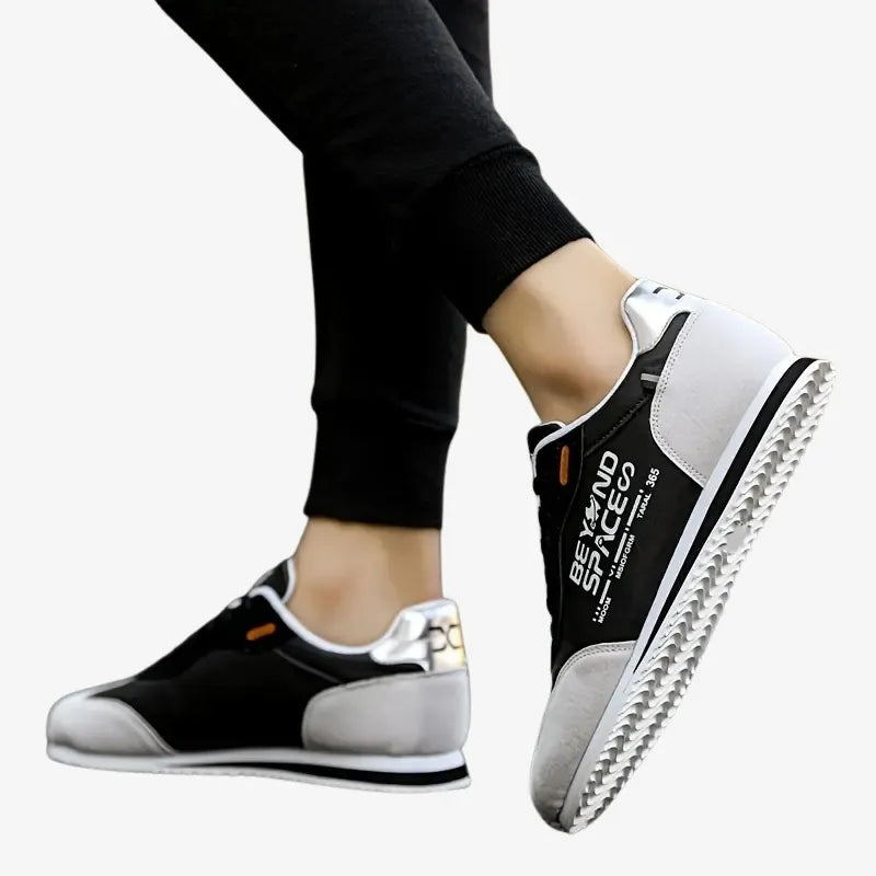 Baskets Sportives au Design Futuriste