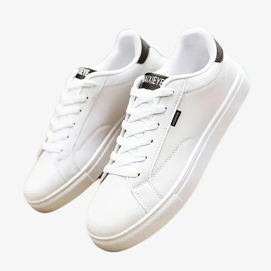 Sneakers Blanches Élégantes et Polyvalentes